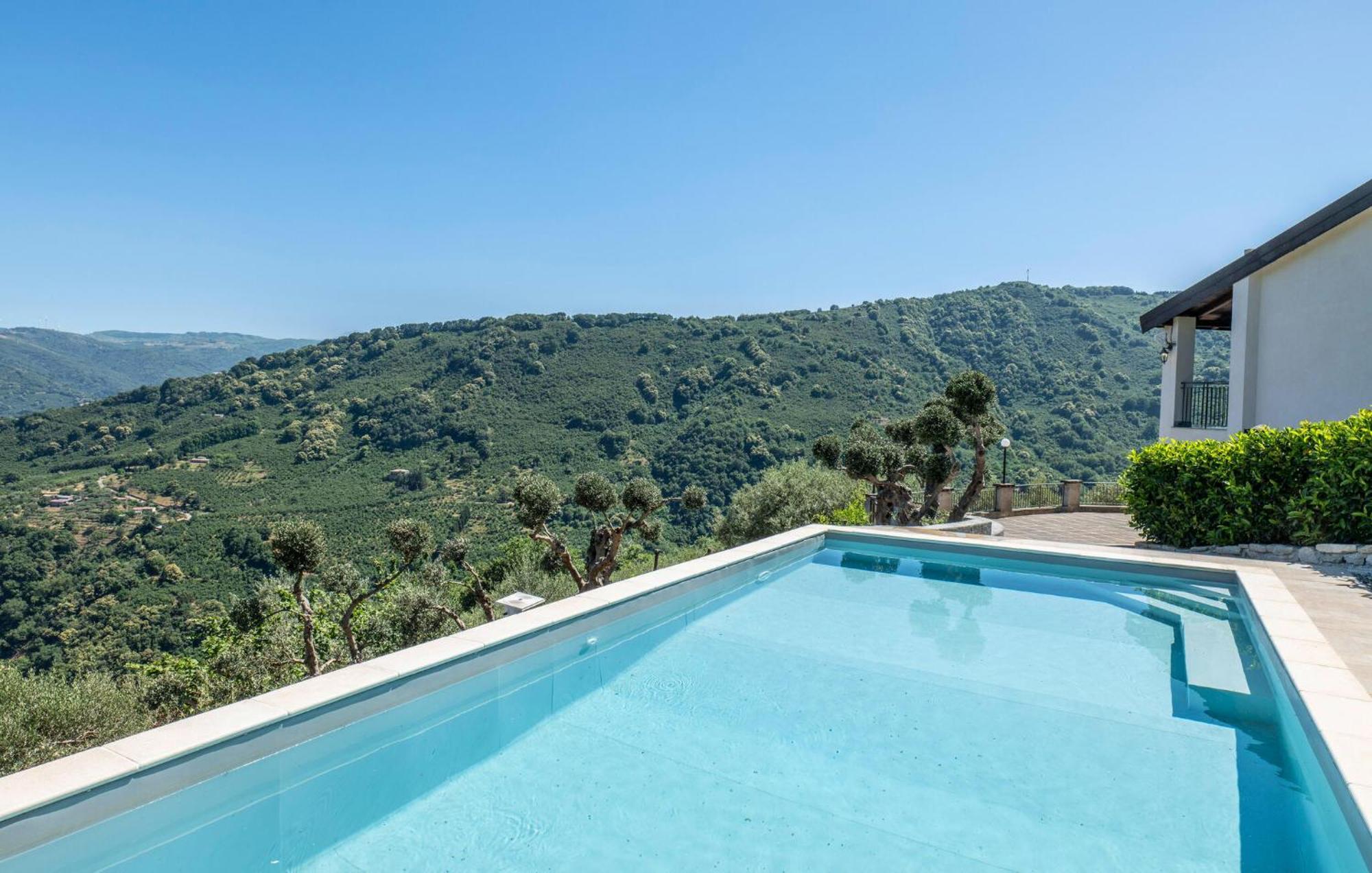 3 Bedroom Beautiful Home In Librizzi Bagian luar foto