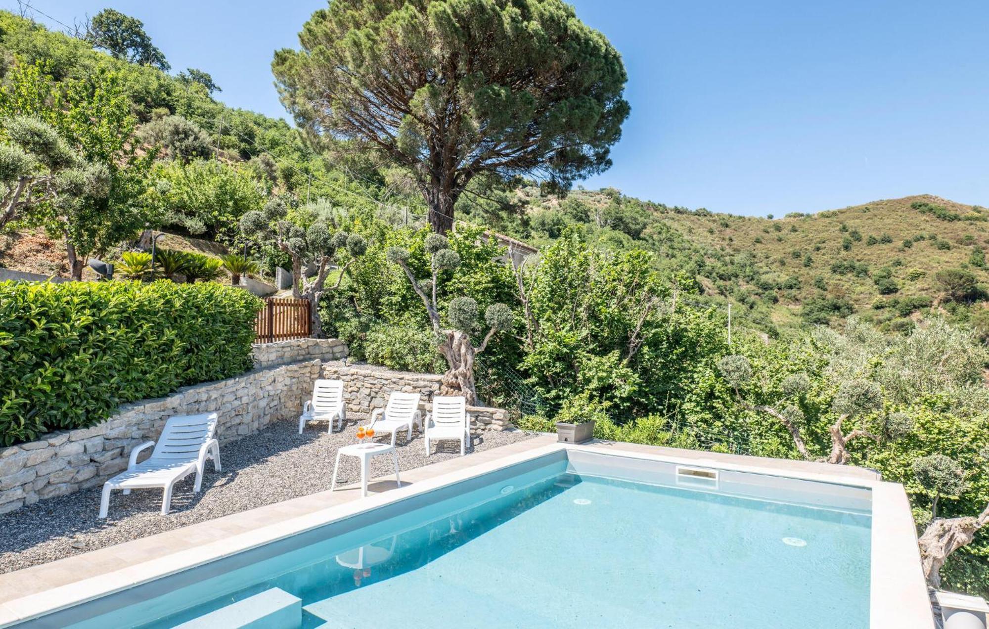3 Bedroom Beautiful Home In Librizzi Bagian luar foto